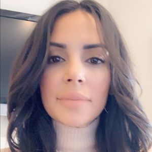 Meet your Posher, Angelina